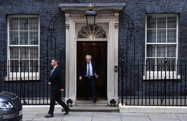 Džonson: Nije cilj Britanije maknuti Putina s vlasti