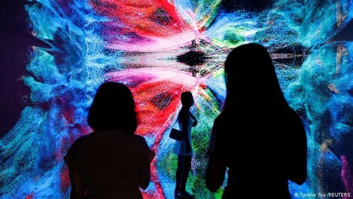 Facebook stvara metaverzum, šta je to?