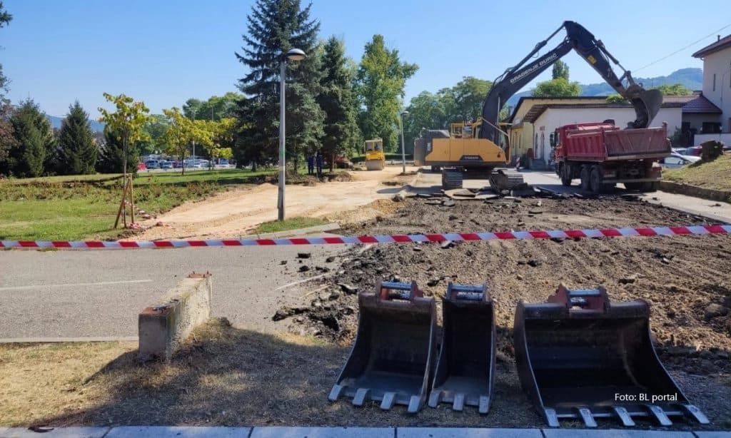 Gradi se nova kružna raskrsnica u centru Banjaluke
