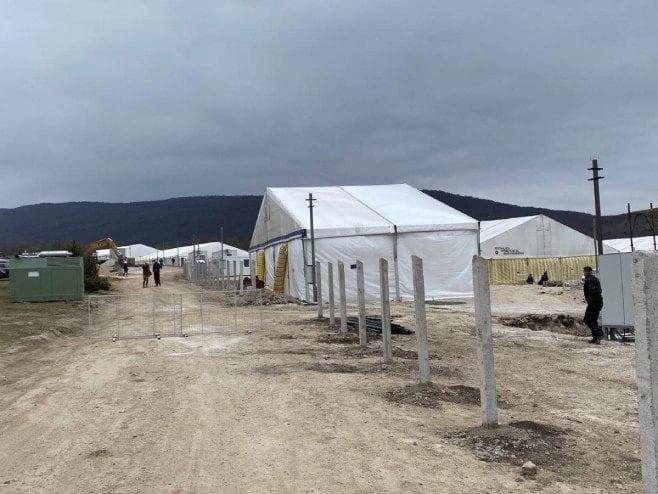 Gradnja pritvora za migrante u kampu Lipa pod pritiskom Brisela?