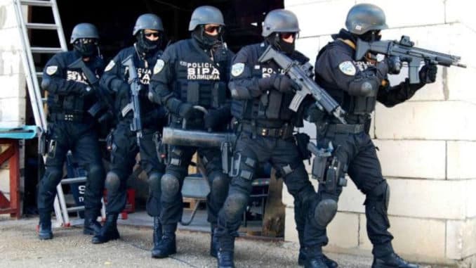 Hapse kao u akcionim filmovima, pa građanima ispostavljaju račune