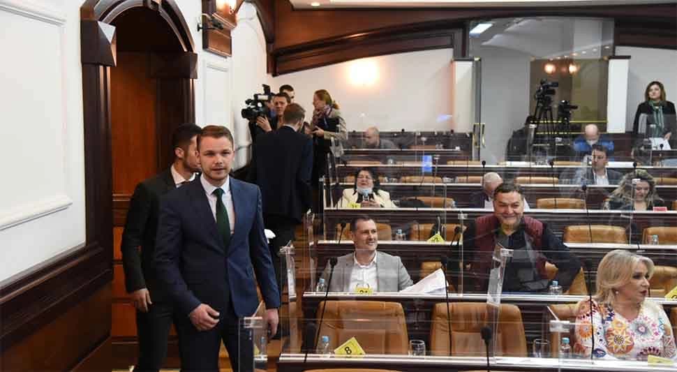 Ilić: Biće usvojen dnevni red i bez gradonačelnika
