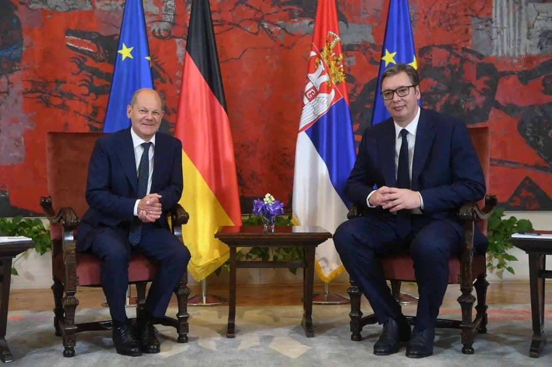 “Kancelar je na veoma oštar način tražio od Srbije da se pridruži sancijama”