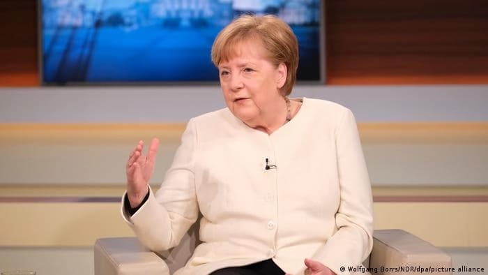 Merkel: Zabrinuti smo zbog delta soja, nemojte se opuštati previše