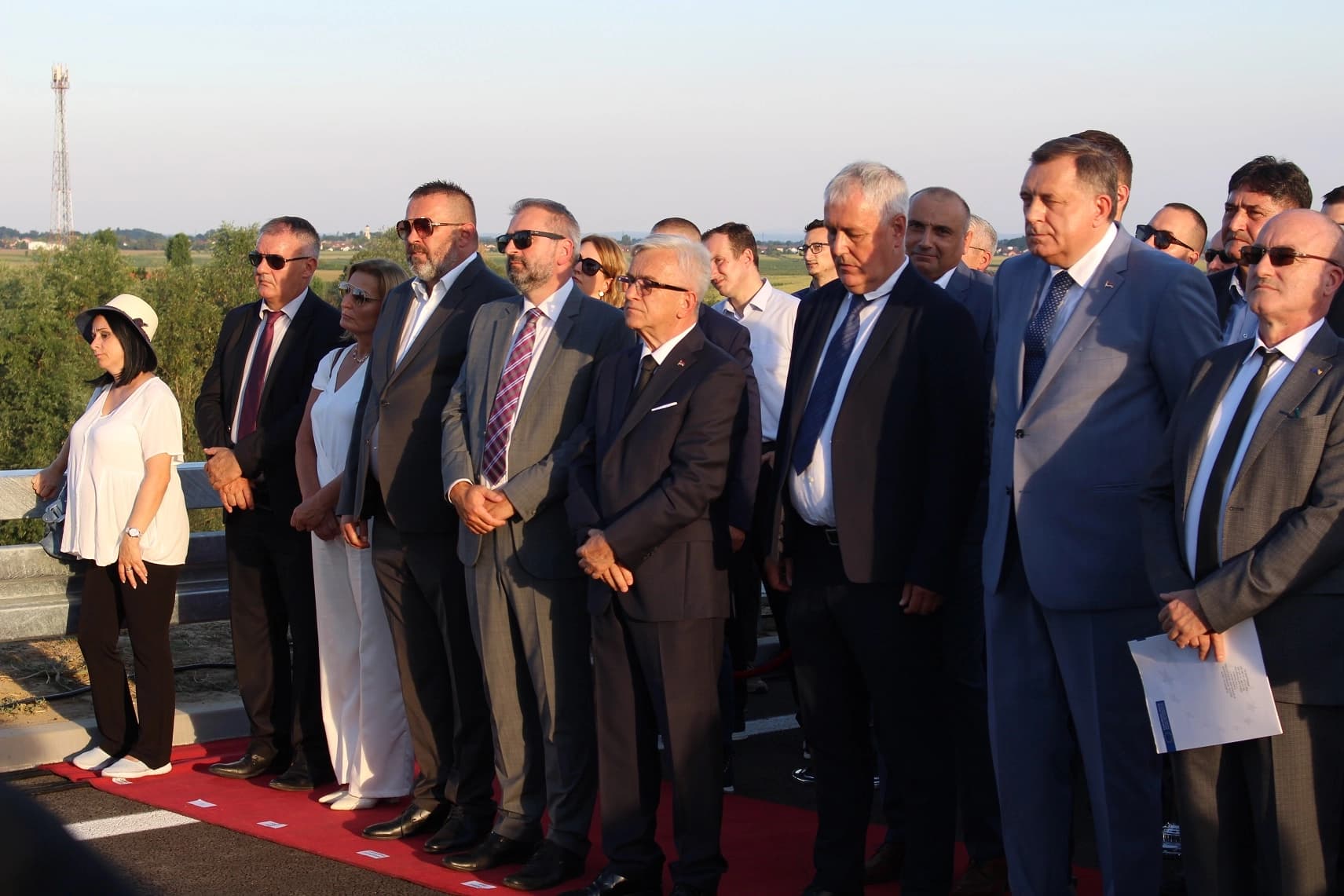 “Mostovi treba da dominiraju, a ne njihovi rušitelji”