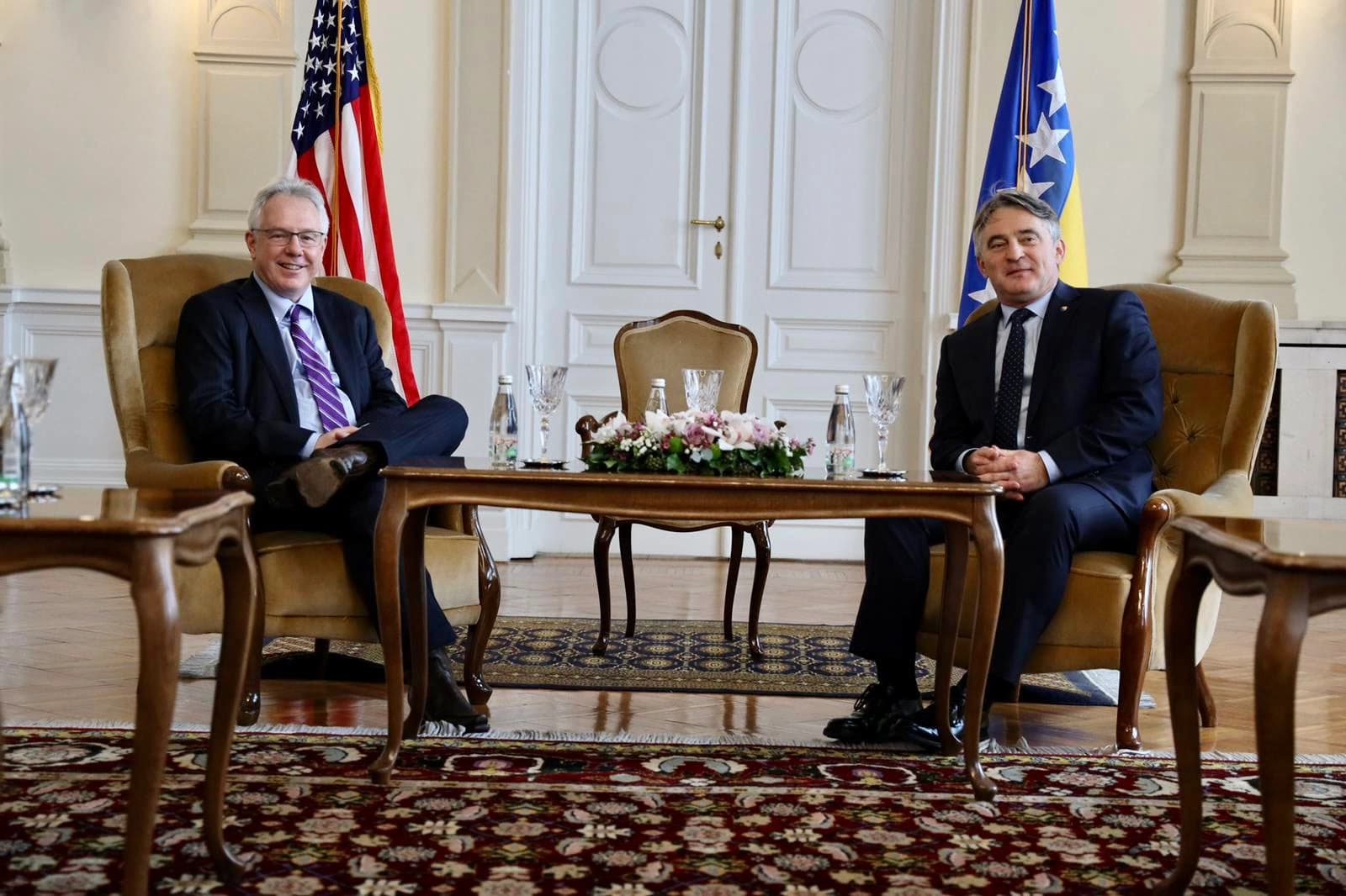 Novi američki ambasador u BiH stupio na dužnost