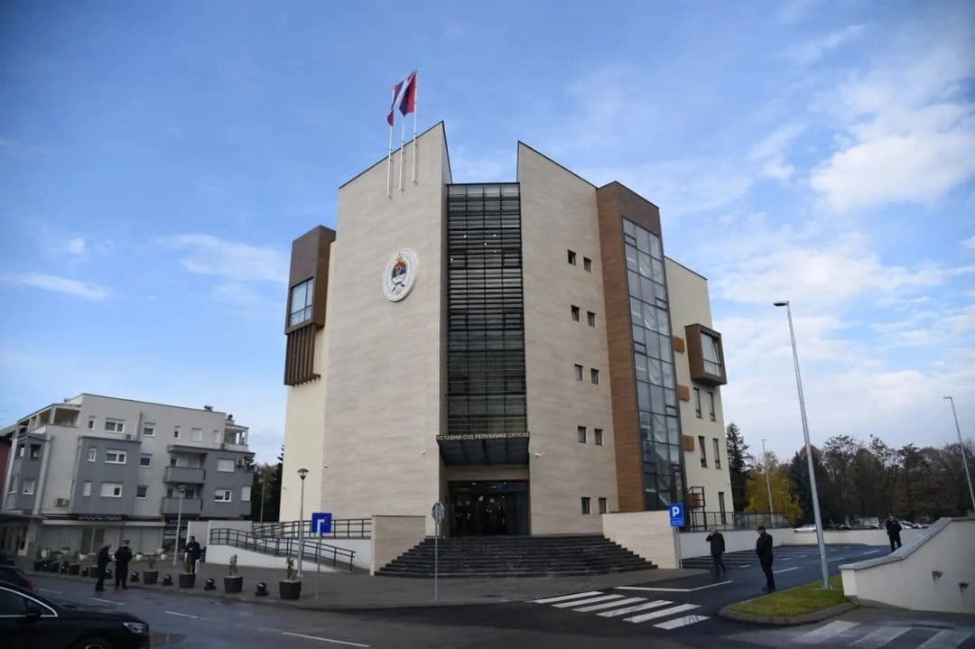 Odbornik Narodnog fronta traži ocjenu ustavnosti odluke o taksi prevozu