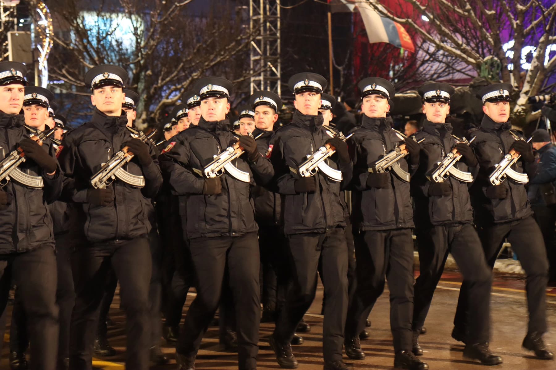Održan svečani defile, centralni događaj obilježavanja Dana Republike