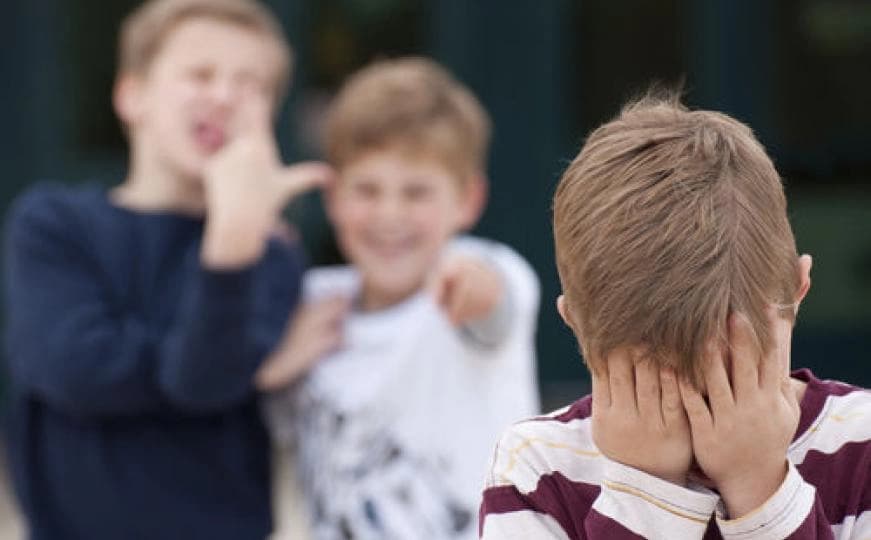 Osnovac ne ide u školu nakon maltretiranja