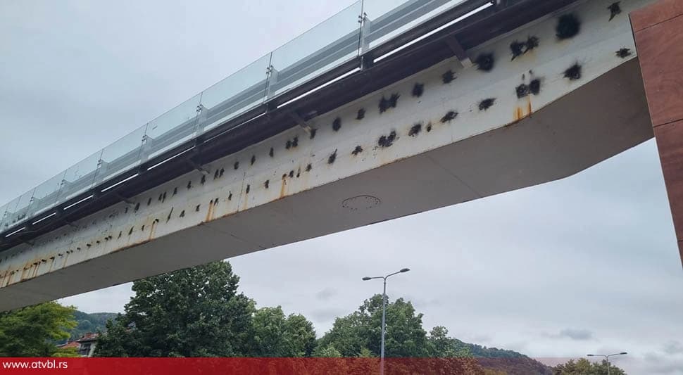 Pasarela na Starčevici propada