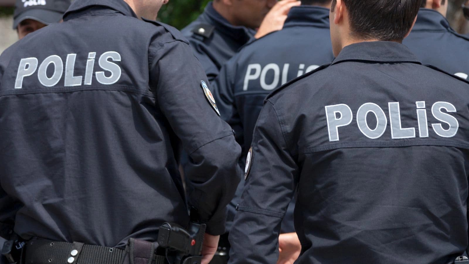 Pijani muškarac satima s policijom tražio sebe