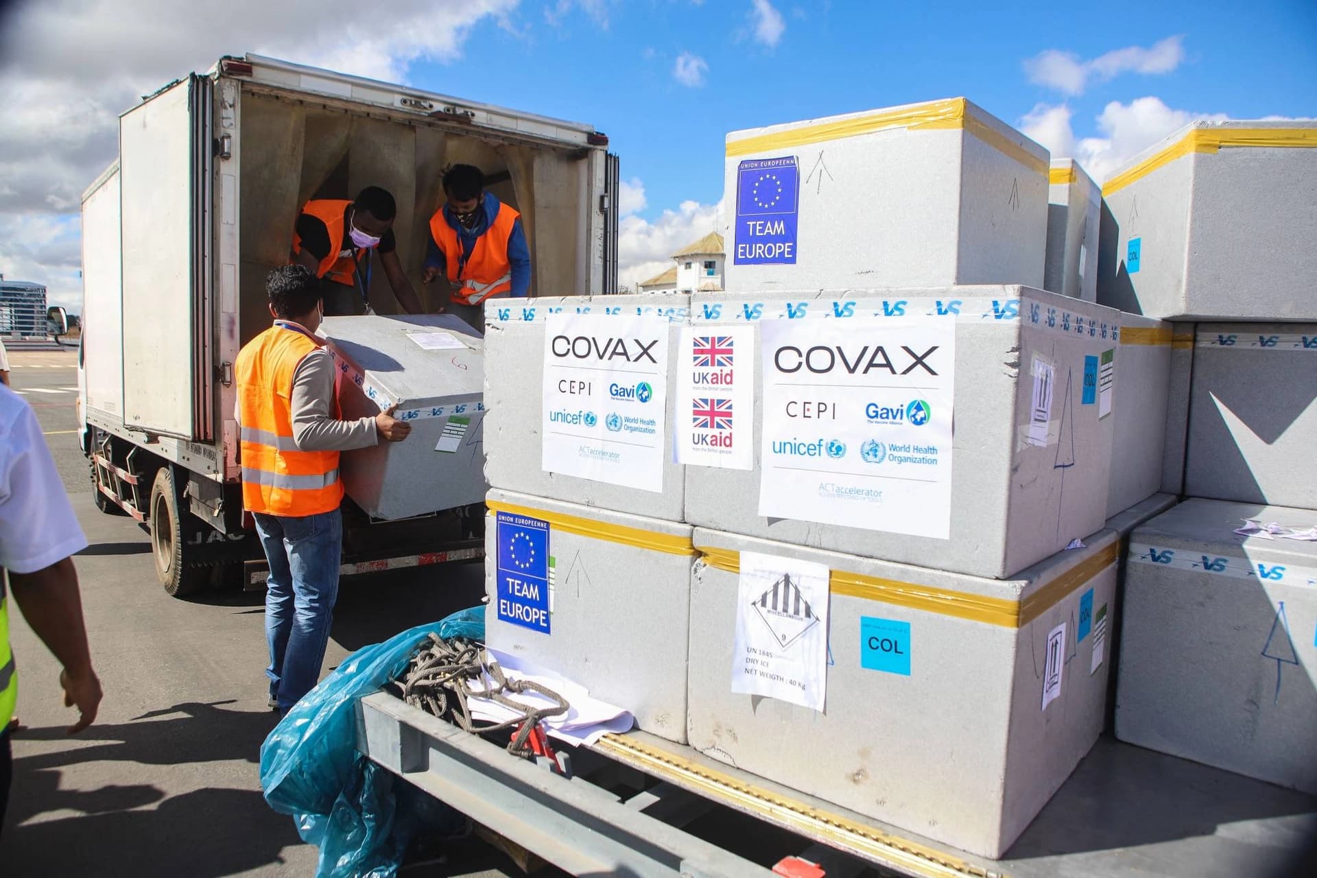 Pola miliona vakcina AstraZenece stiže 9. augusta u BiH