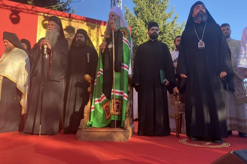 Porfirije i Joanikije stigli u Berane