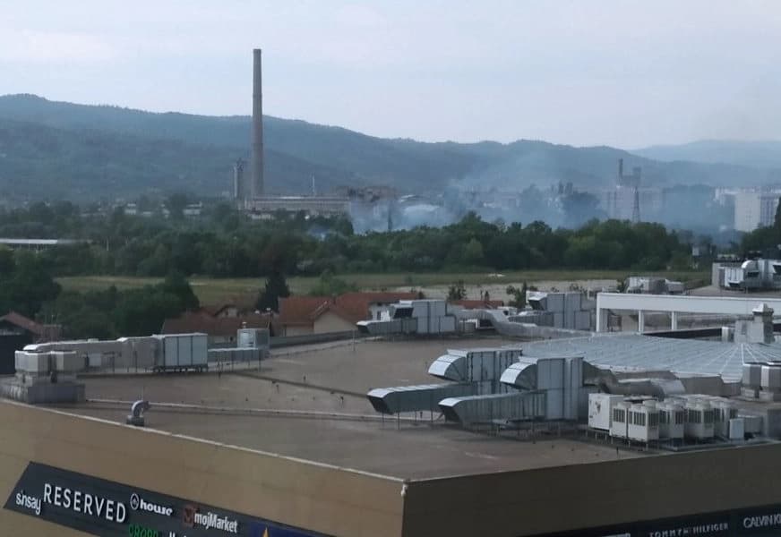 Požar u Banjaluci pod kontrolom: Kiša stigla u pravo vrijeme