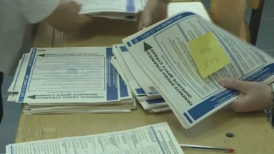 Pronađeni falsifikovani glasački listići, na svakom zaokruženo isto ime