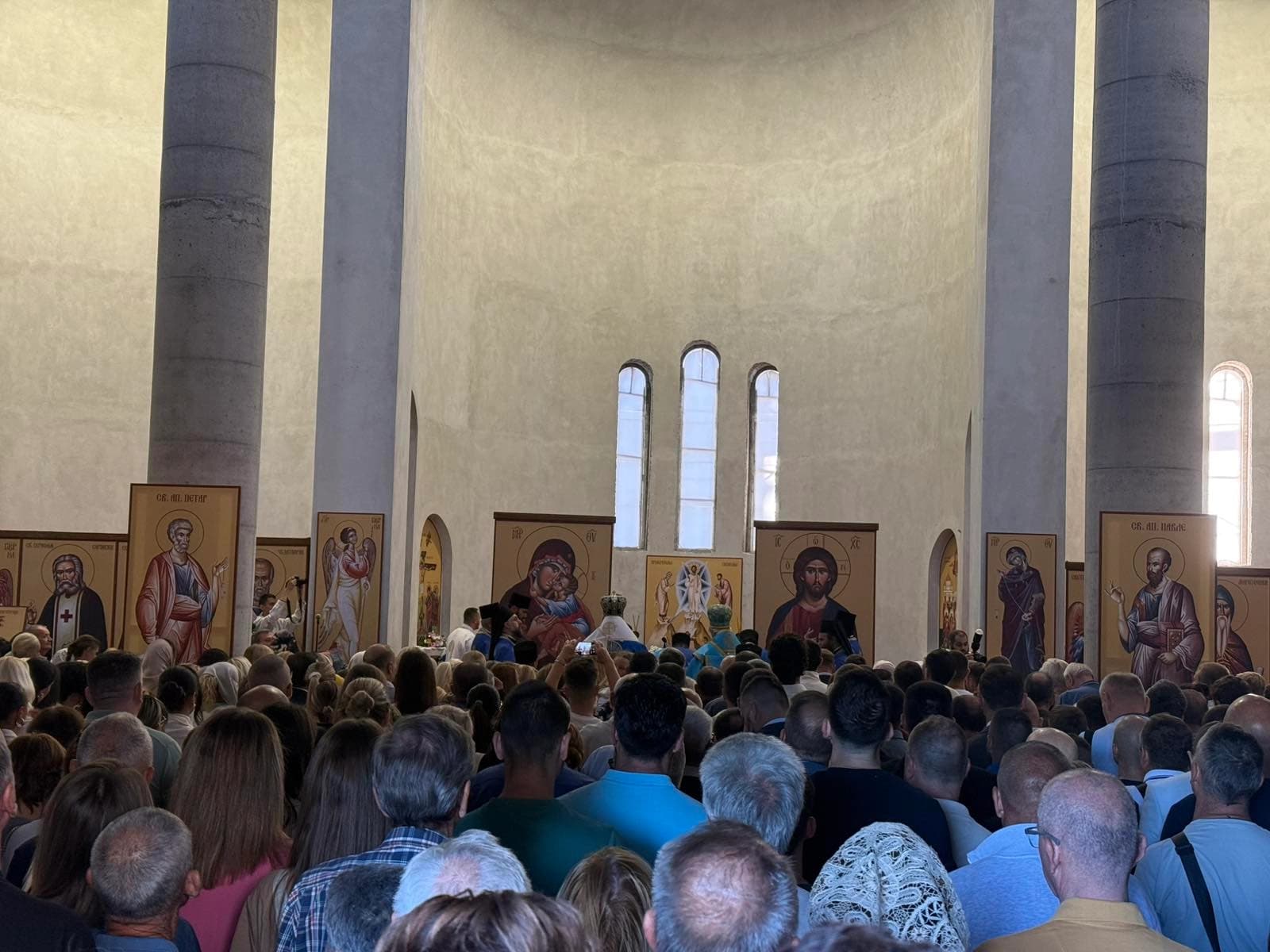 Prva liturgija u Hramu Preobraženja Gospodnjeg u Banjaluci