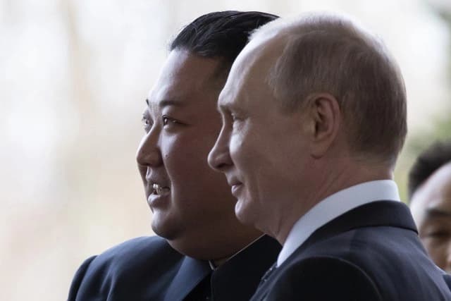 Putin i Kim DŽong Un se sastali na kosmodromu Vostočni