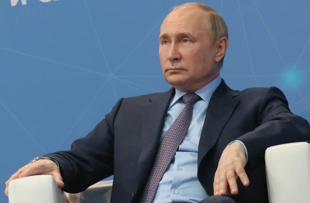 Putin: Natjerali su nas…