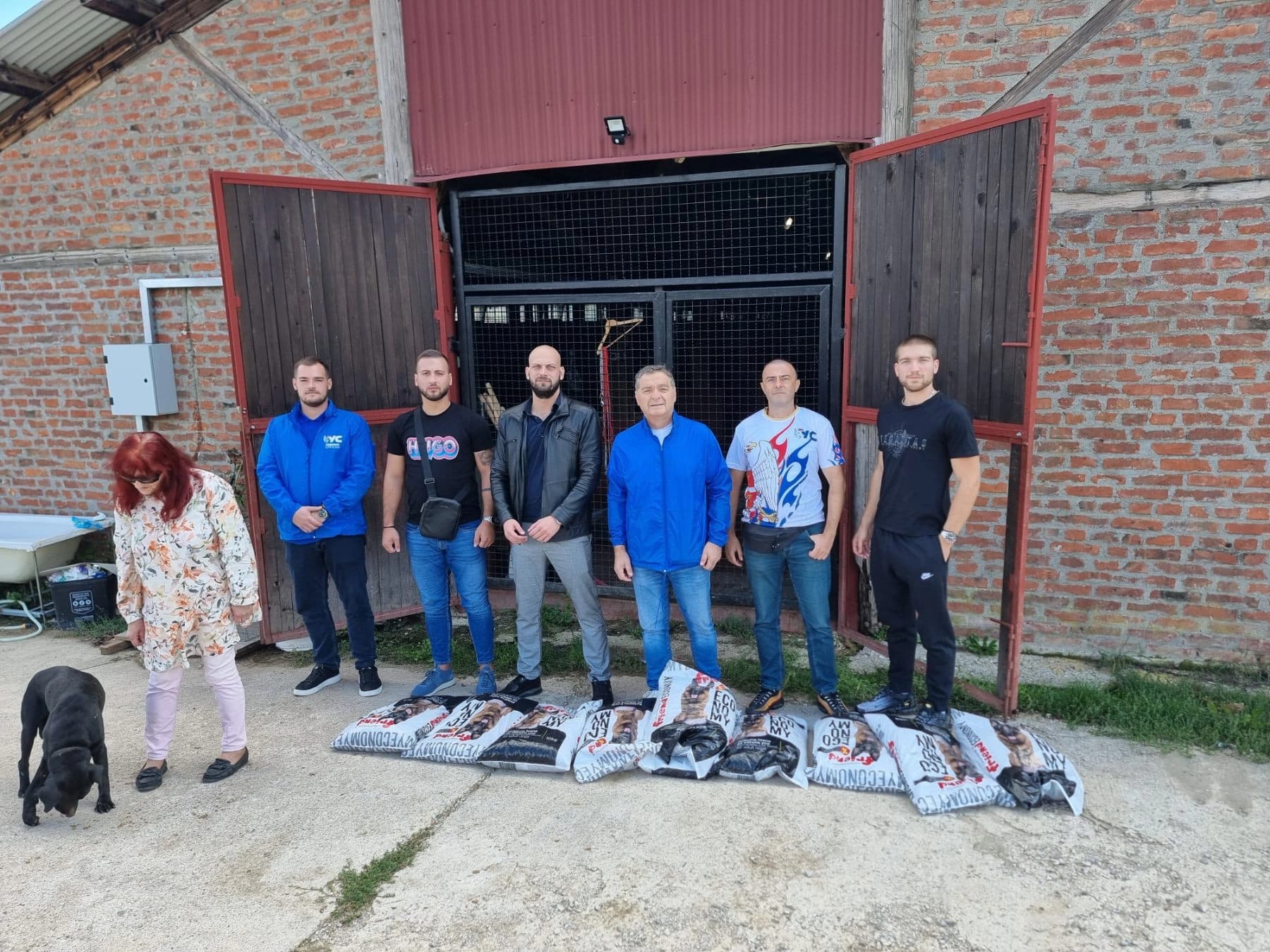 Rosić posjetio azil za pse na Manjači i uručio donaciju