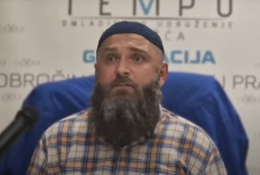 Skandalozan govor profesora Mithada Ćemana: “Pitanje je samo kad će biti rata“