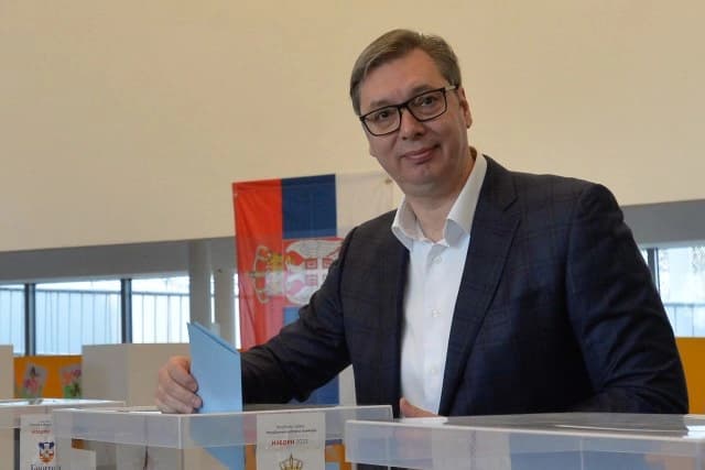 Svjetski zvaničnici čestitali Vučiću pobjedu na izborima