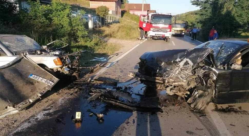 Teška saobraćajka u Banjaluci, jedna osoba povrijeđena
