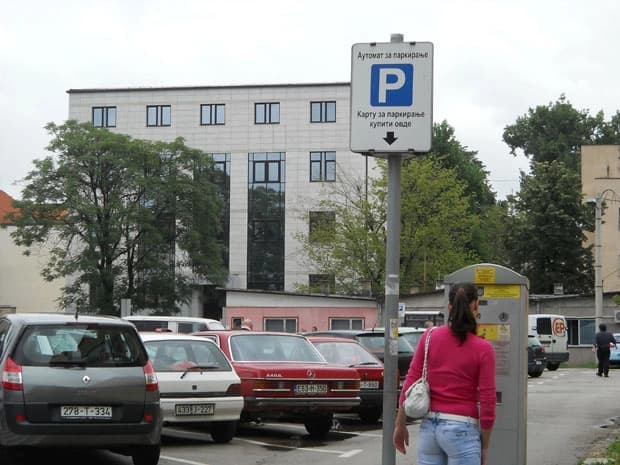 Topić tvrdi da će doći do poskupljenja parkinga u Banjaluci