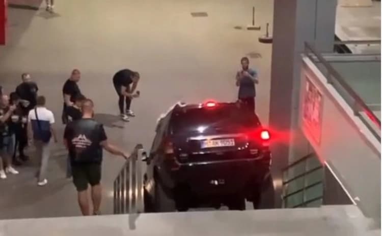 Uhapšen vozač koji se pokušao spusti niz stepenice banjalučke Tržnice