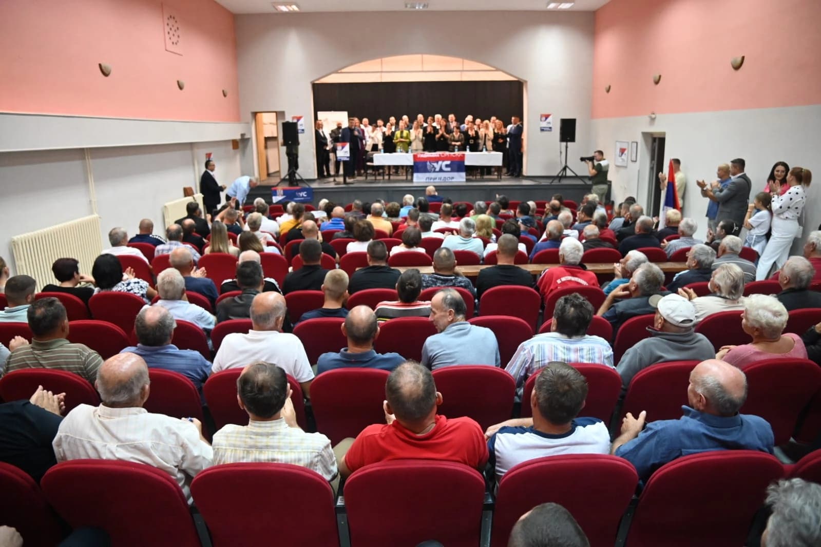 Nikad punija sala u Omarskoj: Tribina Ujedinjene Srpske ubjedljivo najposjećenija