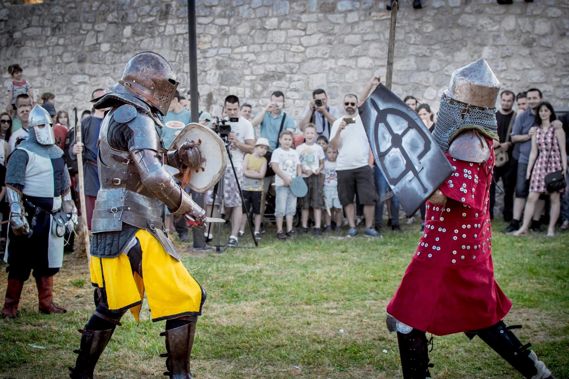 Viteški festival na zidinama Kastela