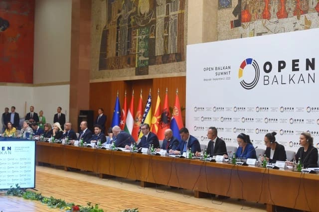 Vučić: “Ovo je kamen temeljac od kog počinju sve velike stvari”