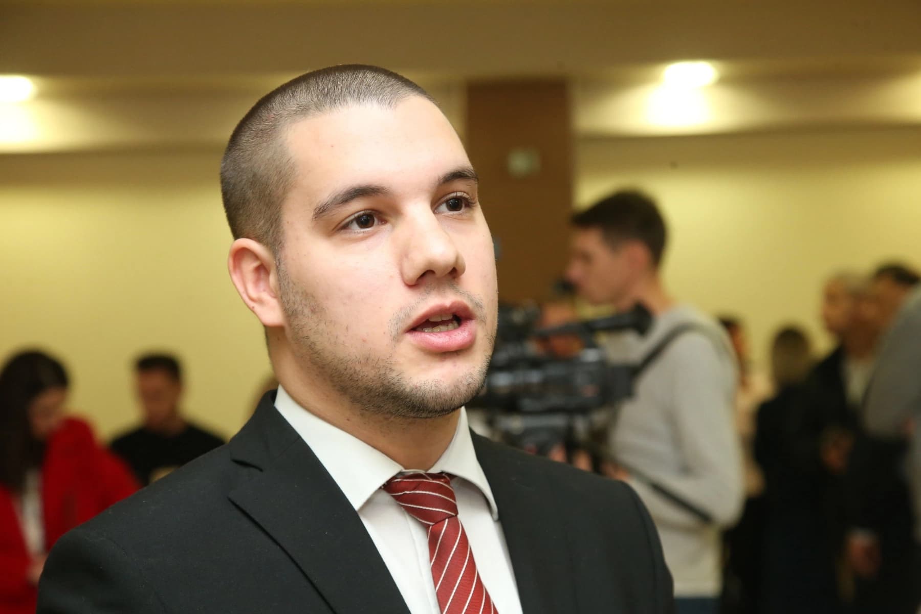 Vučiniću za izmjenu Izbornog zakona dobar i Kristijan Šmit