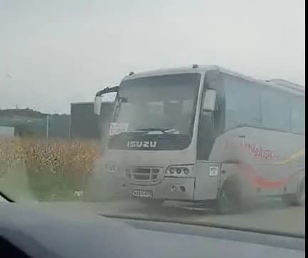 Zapalio se autobus na cesti kod Doboja