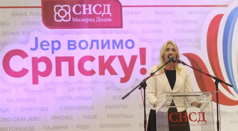 Željka Cvijanović proglasila pobjedu