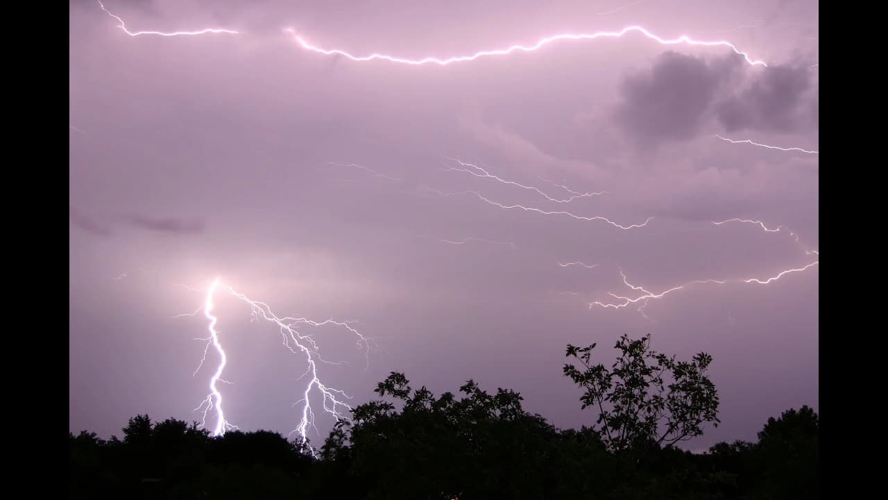 Žuto upozorenje zbog grmljavine uključeno za utorak