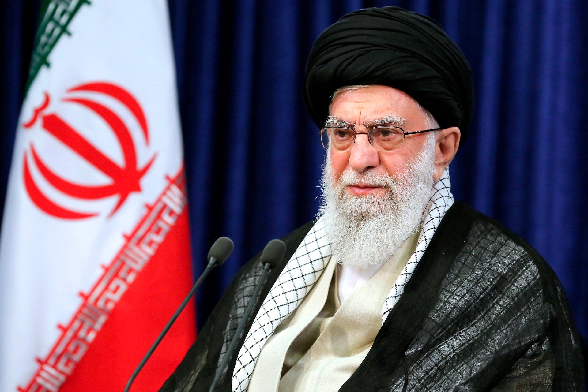 Ajatolah Ali Khamenei naredio vojsci da započne pripreme za iranski napad na Izrael