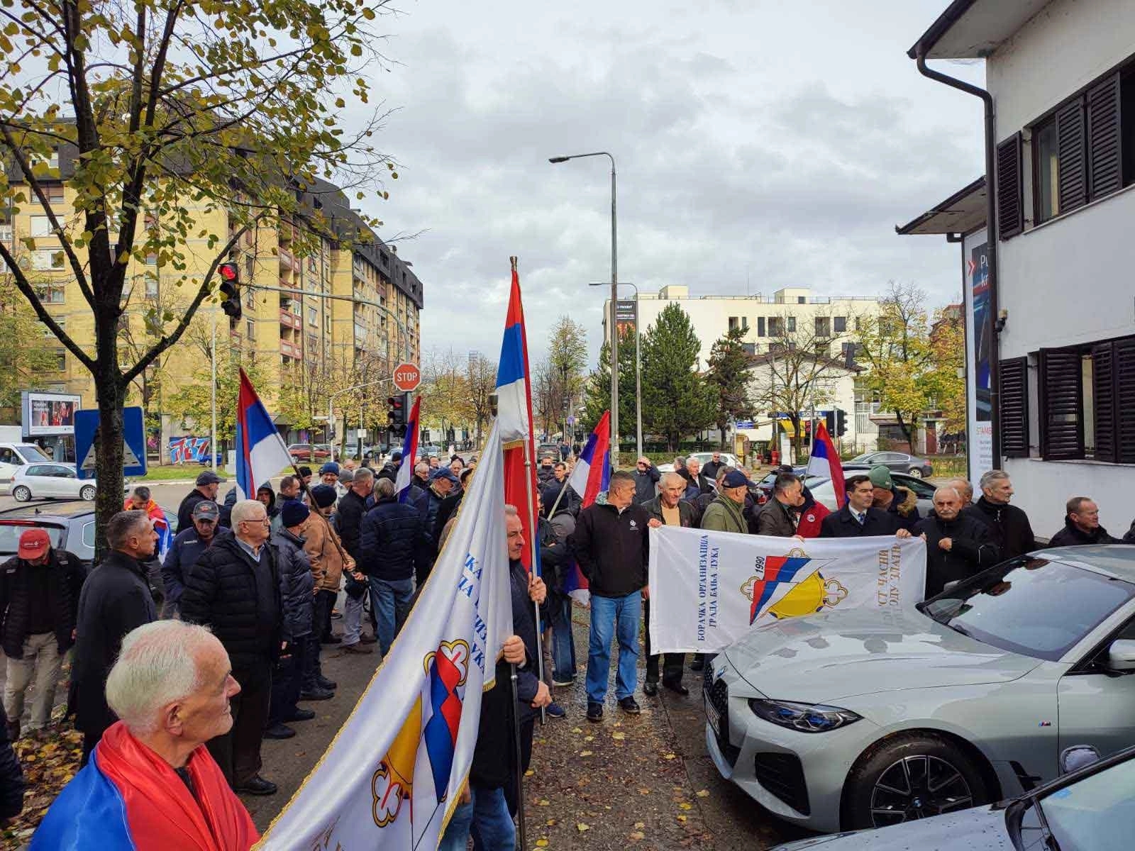 Borci izviždali Konakovića, Nikšića i Fortu uz pjesmu “Oj Kosovo, Kosovo”; Propao pokušaj proslave