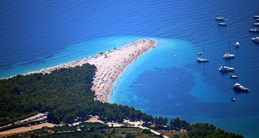 Božinović: Uvest ćemo restrikcije za Jadran, brojevi rastu i moramo nešto napraviti