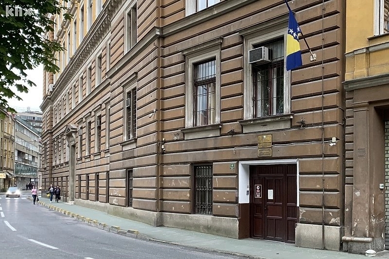 Četvoro doktora iz Sarajeva optuženi da su uzimali novac za zdravstvene usluge