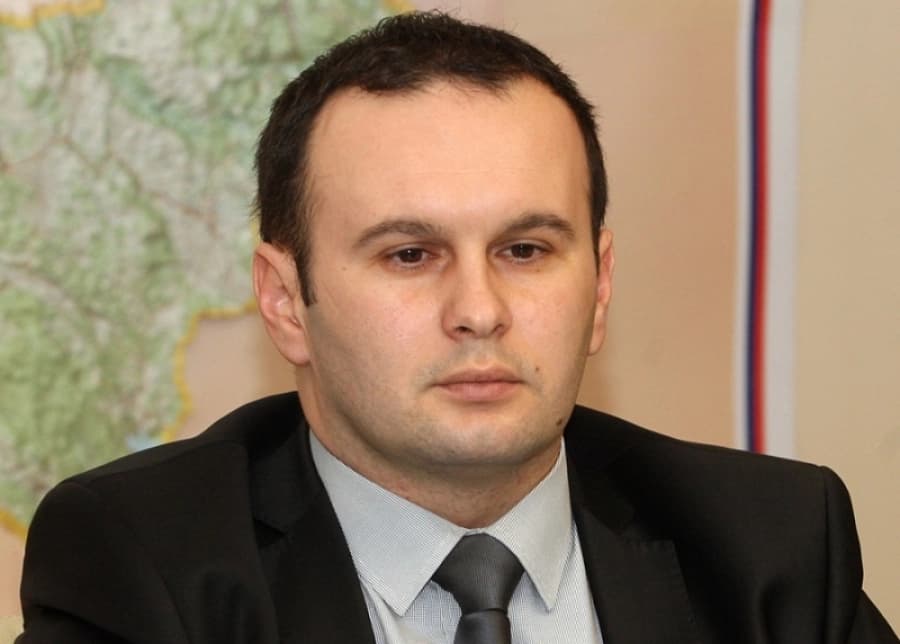 “Čudi me ponašanje Stanivukovića”: Ćosić rekao da posjeta Karićeve nije korak naprijed