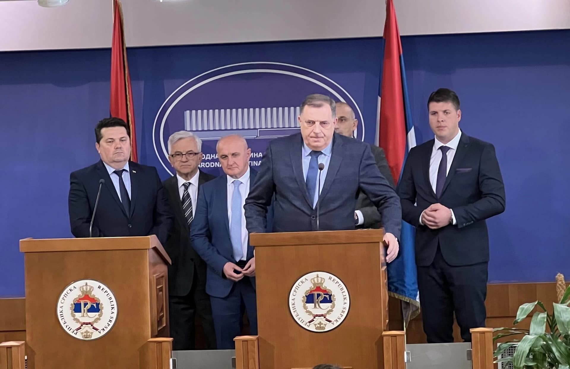 Da li će vladajuća koalicija u Srpskoj u pojedinim opštinama izaći na izbore odvojeno