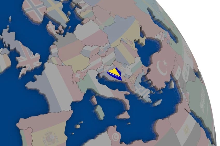 Diplomatija savijena na tri trećine: Zvaničnici skandalima vode BiH u dublje sukobe