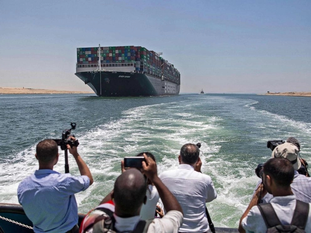 Ever Given uspješno prošao kroz Suecki kanal