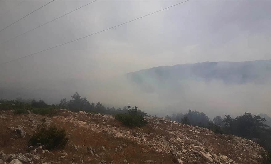 Gori u pet gatačkih sela, vatrogasci odbranili kuće od požara