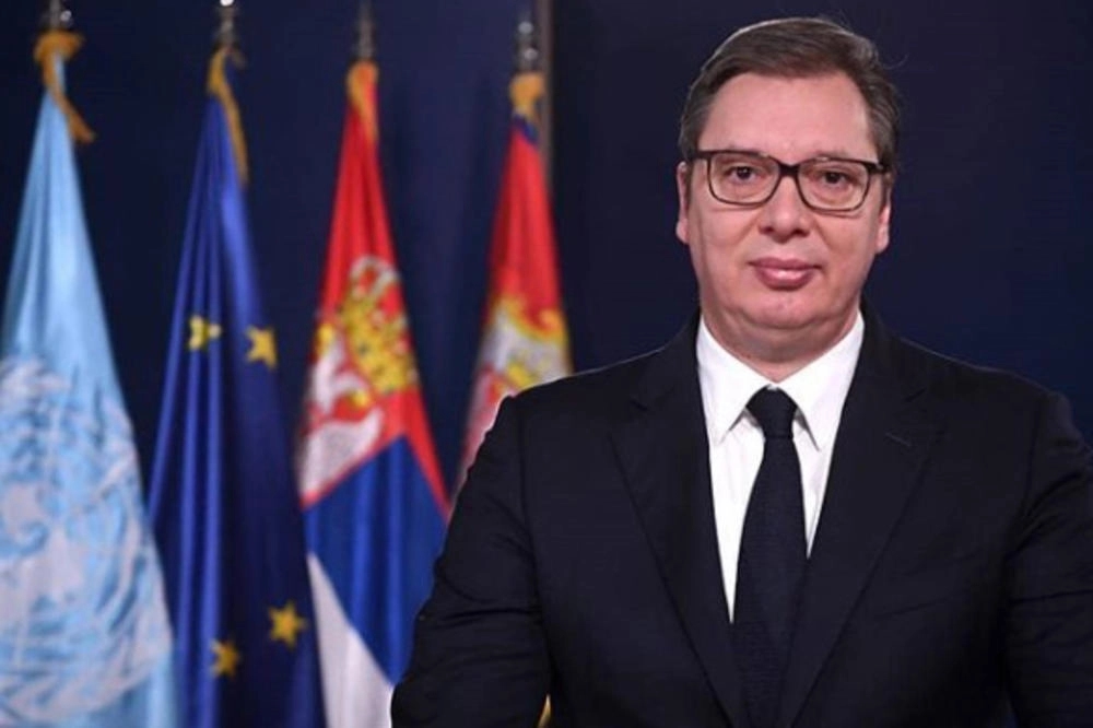 “Idemo naprijed i ubrzano se razvijamo” Vučić poručuje da Srbija umije da čuva nacionalno dostojanstvo