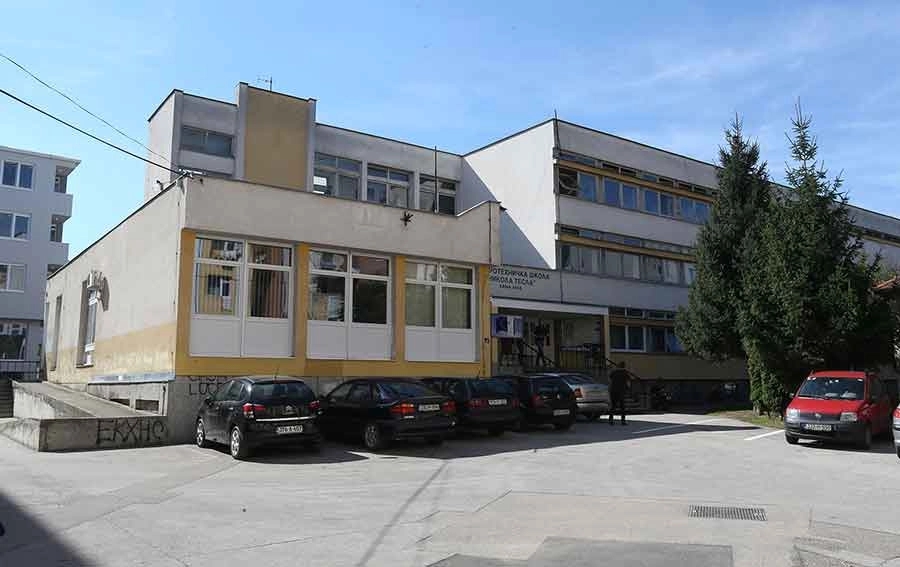 Iz budžeta Grada Banjaluka: Za opremanje pet kabineta praktične nastave 100.000 maraka