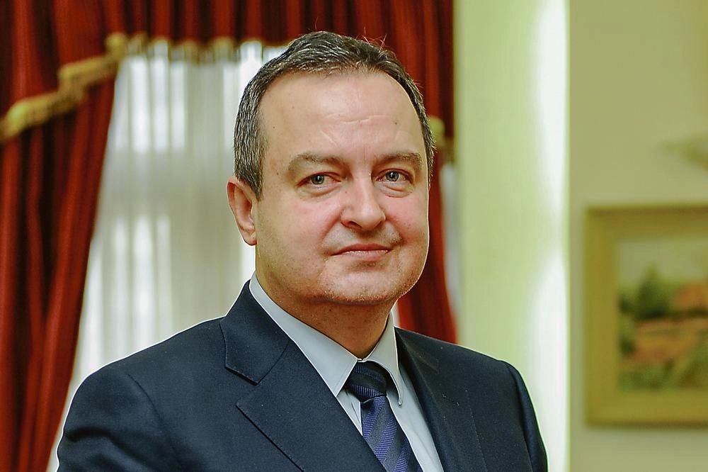 Izbori u Srbiji: Glasali Ivica Dačić, Dragan Đilas, Siniša Mali, Darija Kisić, Goran Vesić