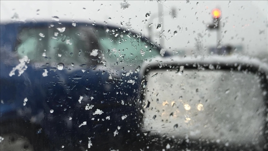 Kolovozi mokri i klizavi, poledica u višim predjelima i preko planinskih prevoja