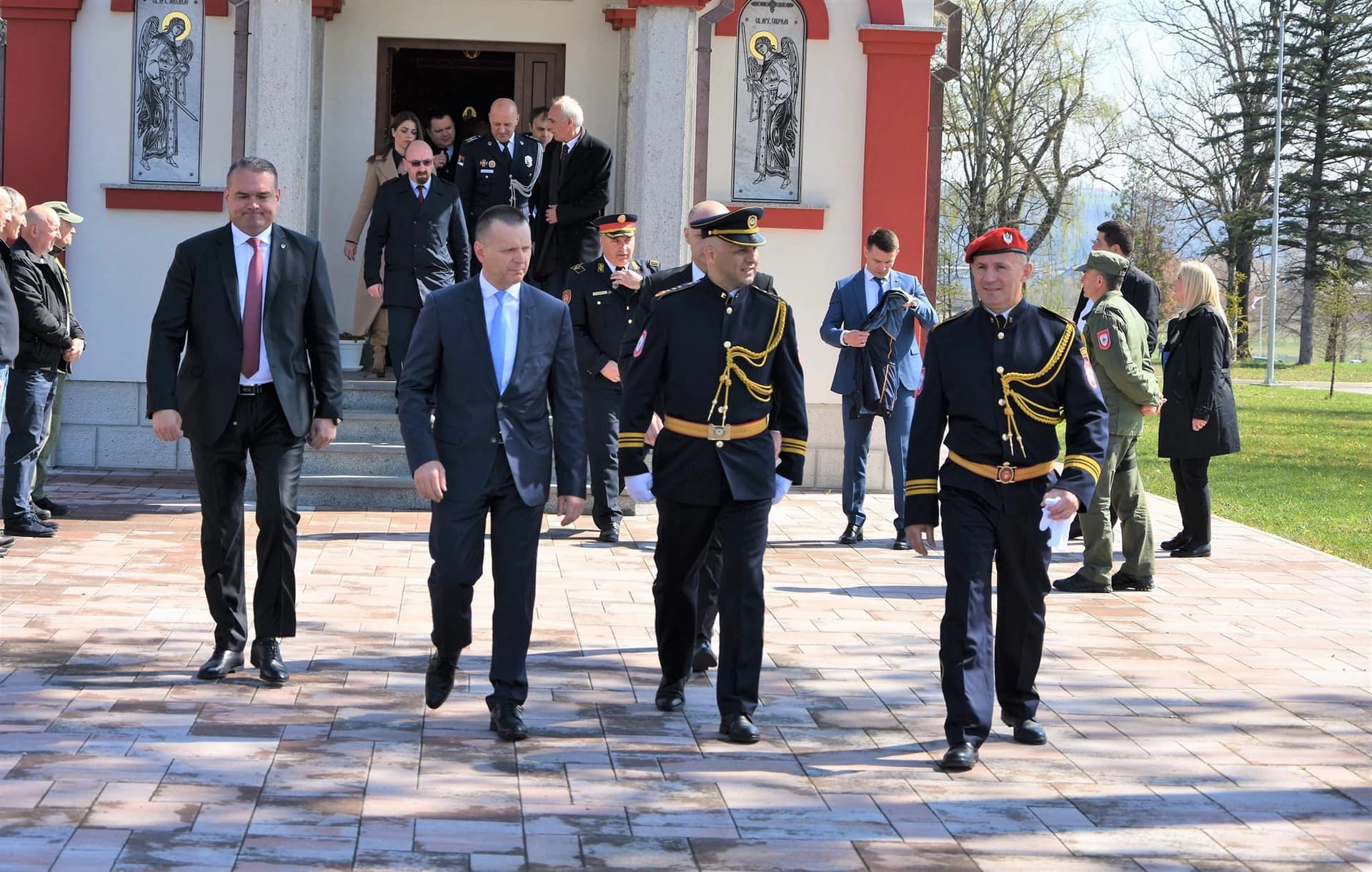 Lukač rekao da je policija spremna i obučena: Može da se nosi sa svim zadacima i izazovima