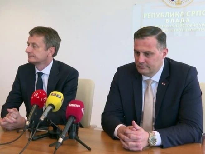 Nastavlja se saradnja resornih ministarstava Srbije i Srpske; Glišić i Vipotnik o zajedničkim projektima